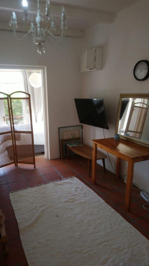 Independent Quaint Flat, Close To Beach 케이프타운 외부 사진