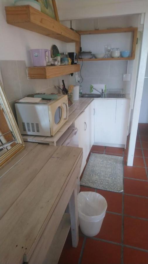 Independent Quaint Flat, Close To Beach 케이프타운 외부 사진